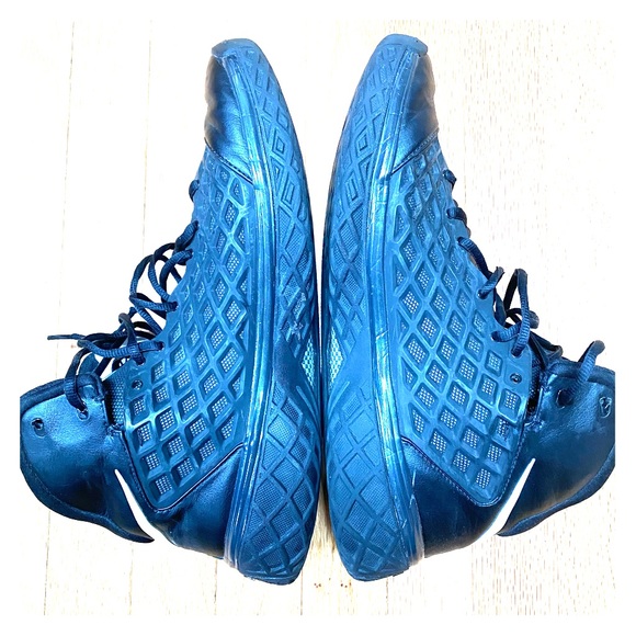 Nike Other - Nike Zoom Kobe III